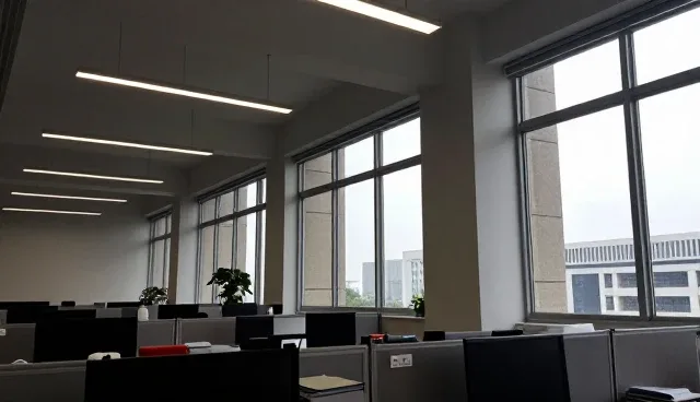 服装管理中定制服装的检查要点与处理方法